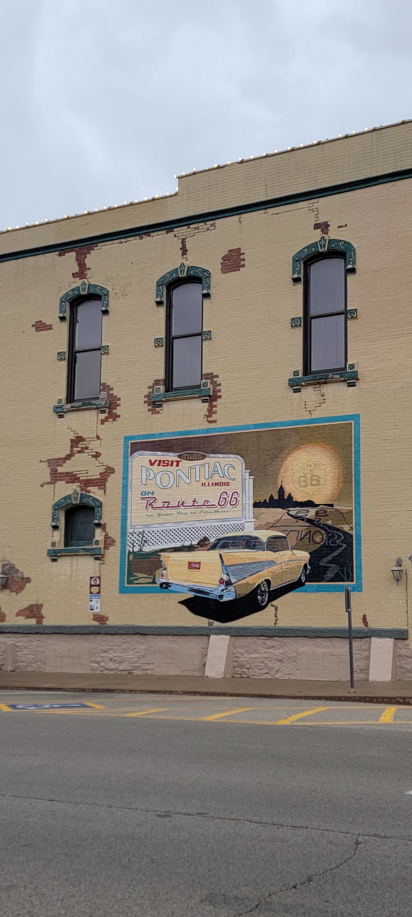 Pontiac Route 66 Illinois Wall Art